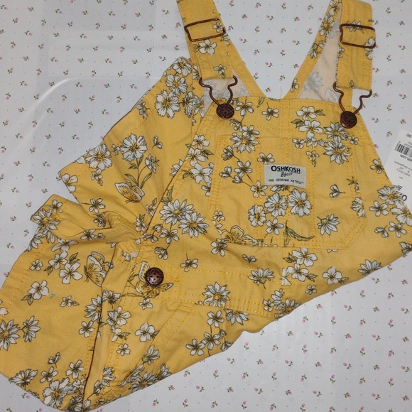 OSHKOSH B'GOSH: Girl's / Toddlers YELLOW BUTTERFLY 100% Cotton Shortall Overalls - Picture 2 of 4